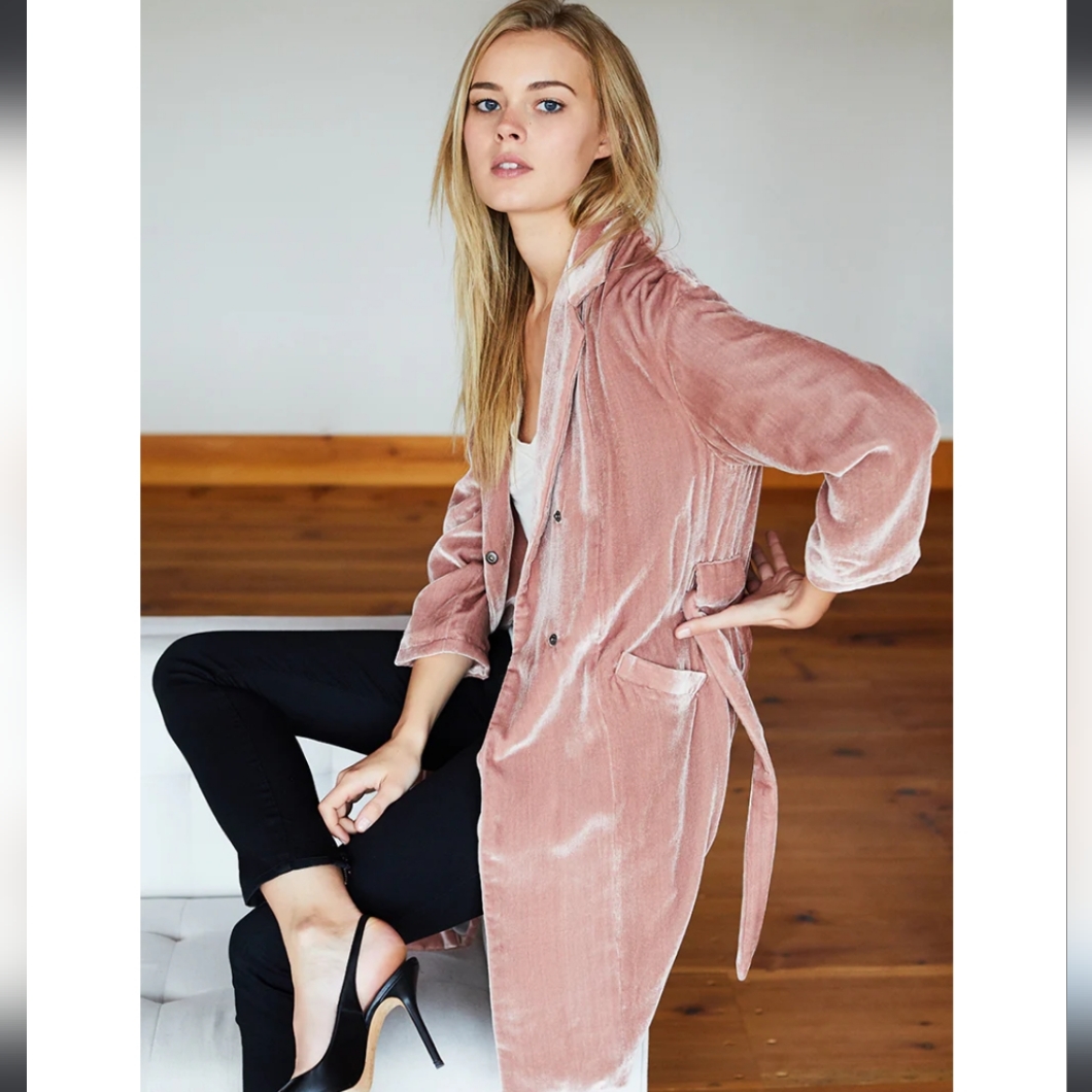 Emerson Fry Studio Coat In Blush Velvet Size 2 Nwot